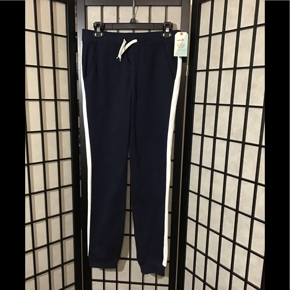 NWT Classic Club Youth Boy Joggers Size 18/20